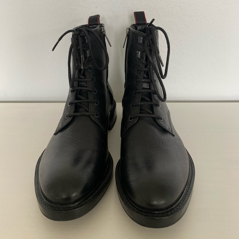 Hugo Boss boots size 9 excellent condition